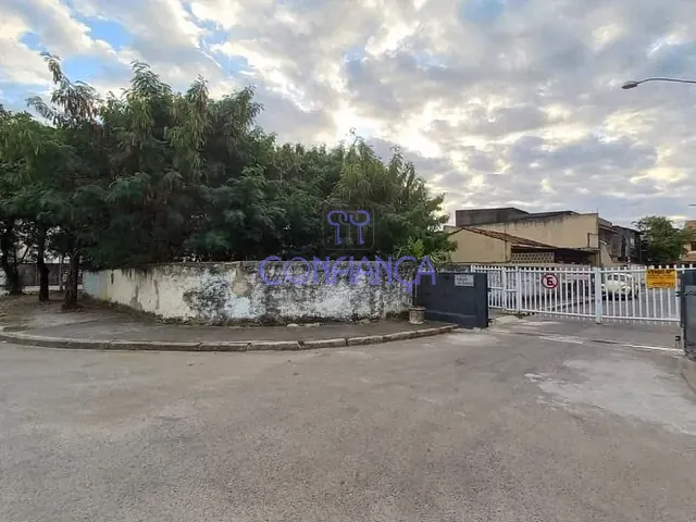 Terreno com 342m², à venda, no bairro Campo Grande em Rio de Janeiro