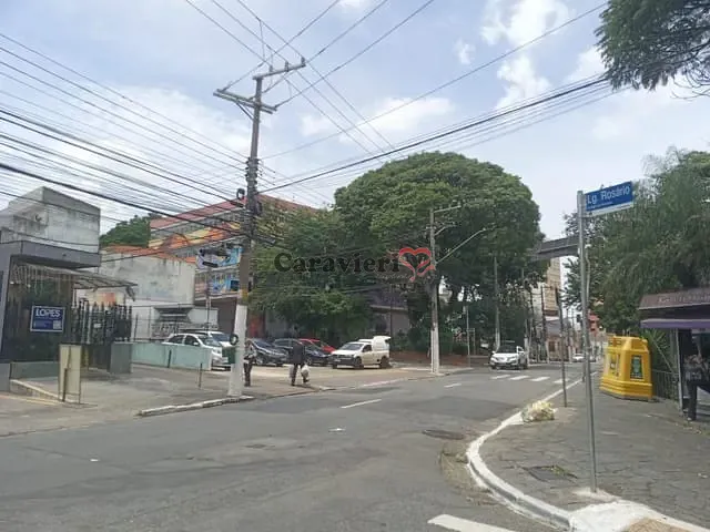 Terreno com 200m², para alugar, no bairro Penha de França em São Paulo