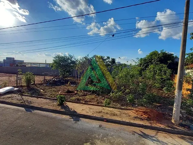 Terreno com 740m², à venda, no bairro Parque da Imprensa em Mogi Mirim