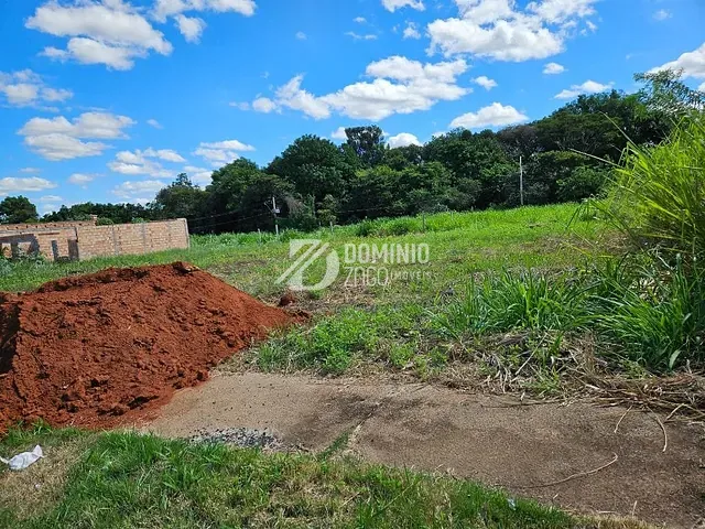 Terreno com 250m², à venda, no bairro Recreio dos Bandeirantes em Uberaba