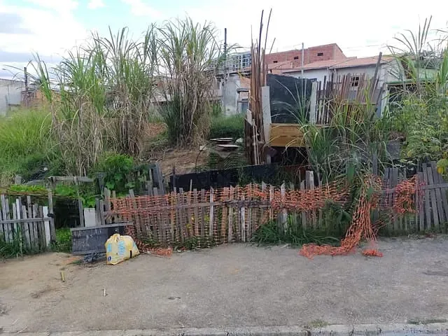 Terreno com 487m², à venda, no bairro Jardim do Vale II em Guaratinguetá
