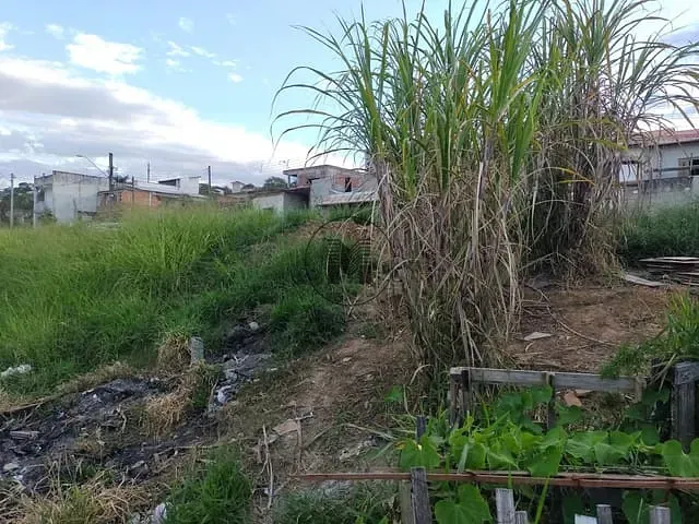 Terreno com 487m², à venda, no bairro Jardim do Vale II em Guaratinguetá