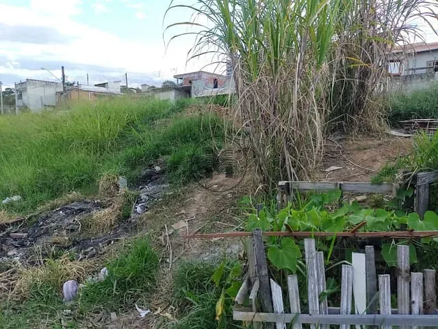 Terreno com 487m², à venda, no bairro Jardim do Vale II em Guaratinguetá