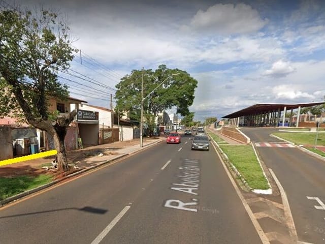 Terreno com 300m², à venda, no bairro Jardim do Sol em Londrina