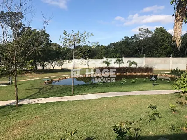 Terreno com 1757m², à venda, no bairro Jardim Itália em Cuiabá