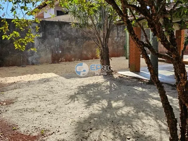 Terreno com 450m², à venda, no bairro Nossa Senhora de Lourdes em Londrina