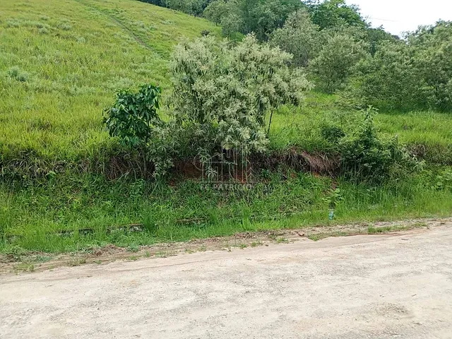 Terreno com 1640m², à venda, no bairro Cotia em Guapimirim