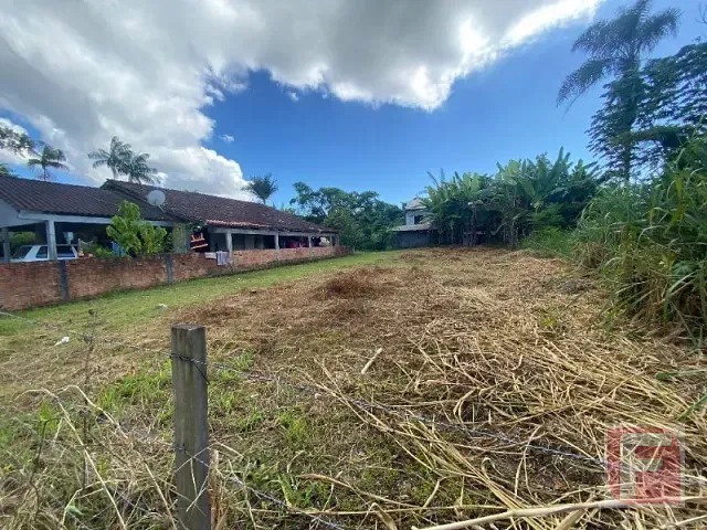 Terreno com 360m², à venda, no bairro Pontal do Norte em Itapoá