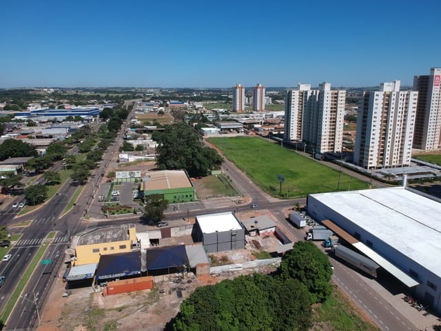 Terreno com 12300m², à venda, no bairro Parque Oeste Industrial Prolongamento em Goiânia