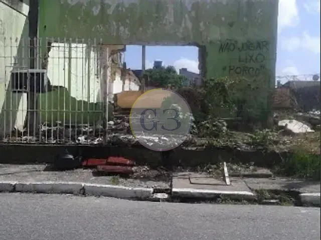 Terreno à venda, no bairro Centro em Pelotas