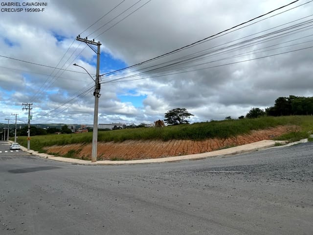 Terreno com 1000m², à venda, no bairro RECANTO SÃO MANOEL II em SALTO DE PIRAPORA