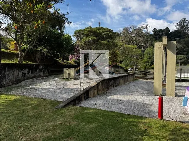 Terreno com 1500m², à venda, no bairro Parque do Imbui em Teresópolis