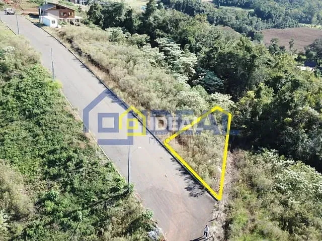 Terreno com 531m², à venda, no bairro Santa Terezinha em Concórdia