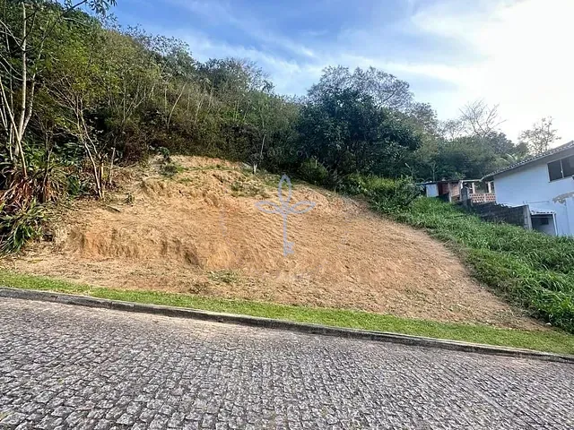 Terreno à venda, no bairro Praia Do Saco em Mangaratiba