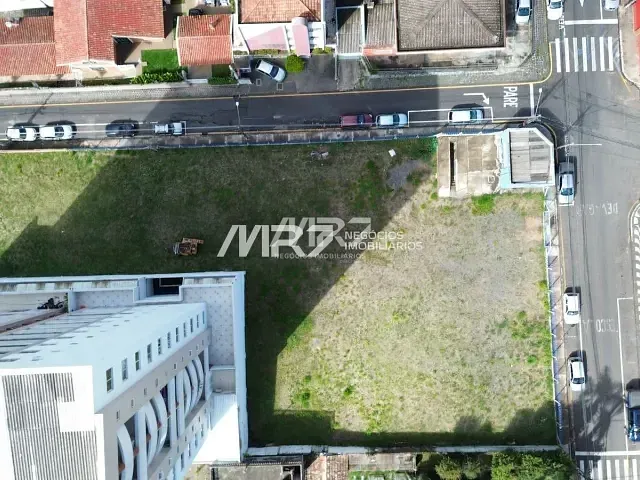 Terreno com 1900m², à venda, no bairro Centro em Ponta Grossa