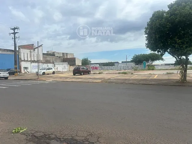Terreno com 2000m², à venda, no bairro Centro em Londrina