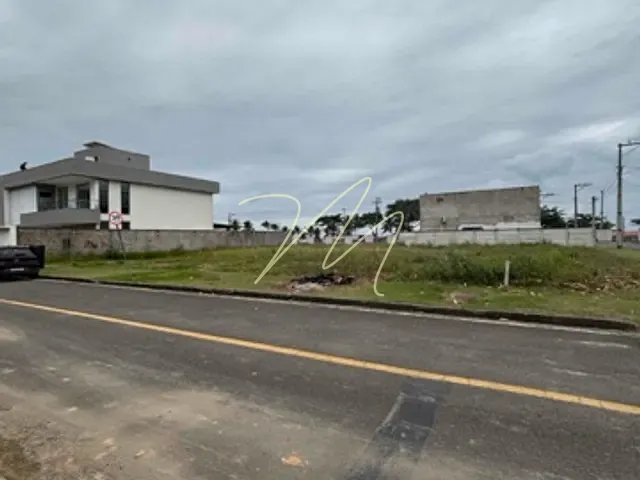 Terreno com 450m², à venda, no bairro N S da Vitória  em Ilhéus
