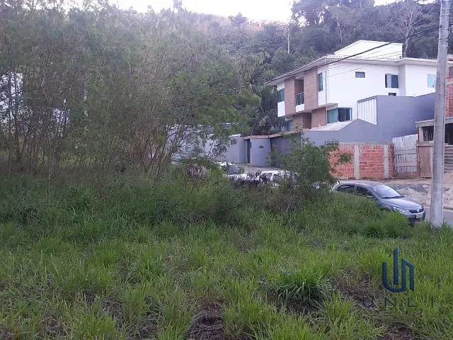 Terreno com 477m², à venda, no bairro Jardim Belvedere em Volta Redonda