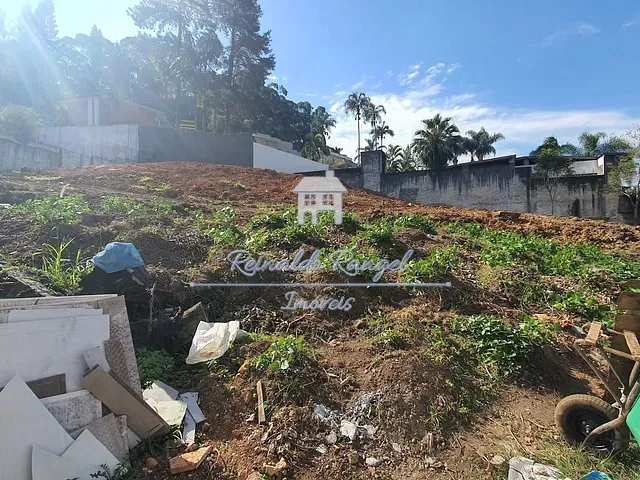 Terreno com 720m², à venda, no bairro Jardim Marajoara em São Paulo
