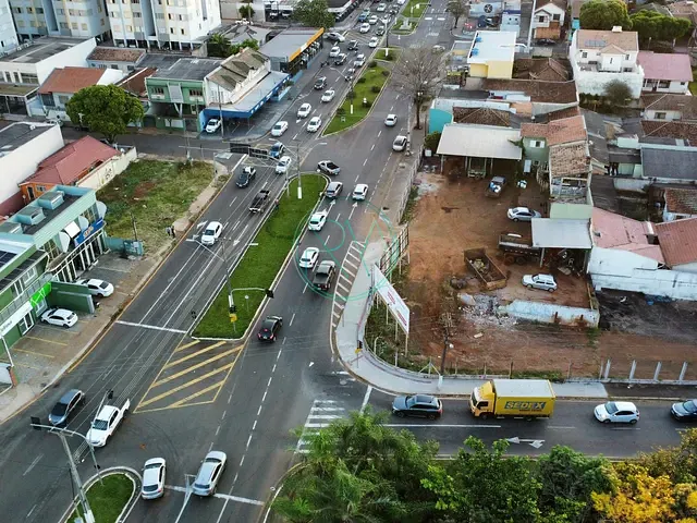 Terreno com 1550m², à venda, no bairro Vila Ipiranga em Londrina