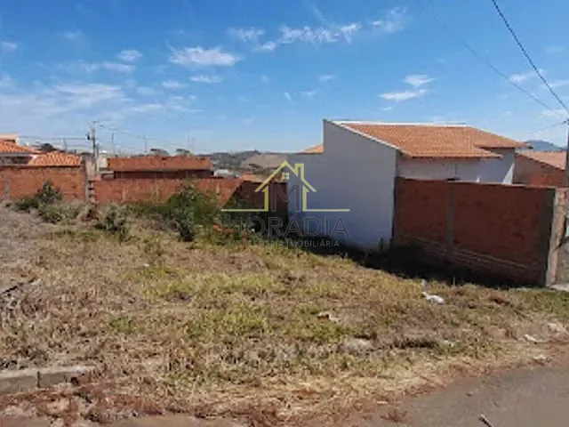 Terreno com 200m², à venda, no bairro Centro em Guaxupé