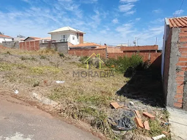 Terreno com 200m², à venda, no bairro Centro em Guaxupé