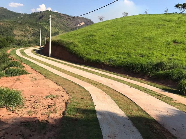 Terreno com 2600m², à venda, no bairro Secretário em Petrópolis