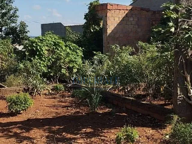 Terreno com 319m², à venda, no bairro Contorno em Ponta Grossa