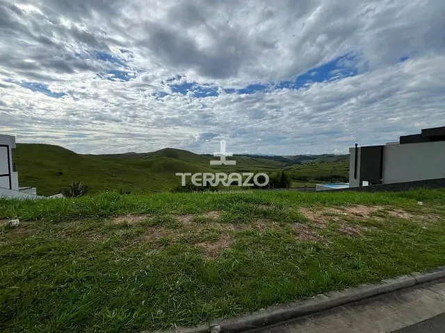 Terreno com 420m², à venda, no bairro Casa de Pedra em Volta Redonda