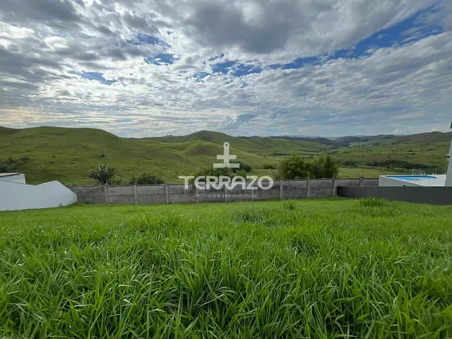 Terreno com 420m², à venda, no bairro Casa de Pedra em Volta Redonda