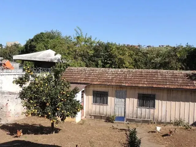 Terreno com 915m², à venda, no bairro Portão em Curitiba