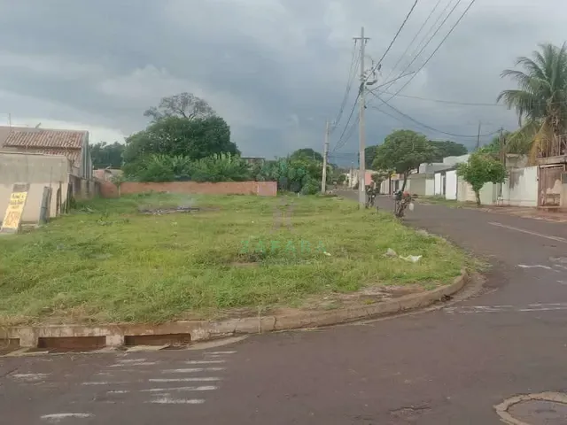 Terreno com 800m², à venda, no bairro Coronel Antonino em Campo Grande
