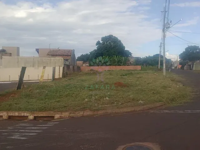 Terreno com 800m², à venda, no bairro Coronel Antonino em Campo Grande