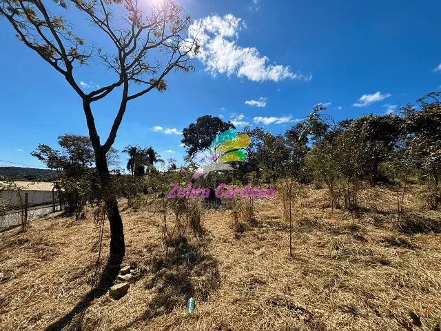 Terreno com 3000m², à venda, no bairro Condomínio Vale do Ouro em Ribeirão das Neves