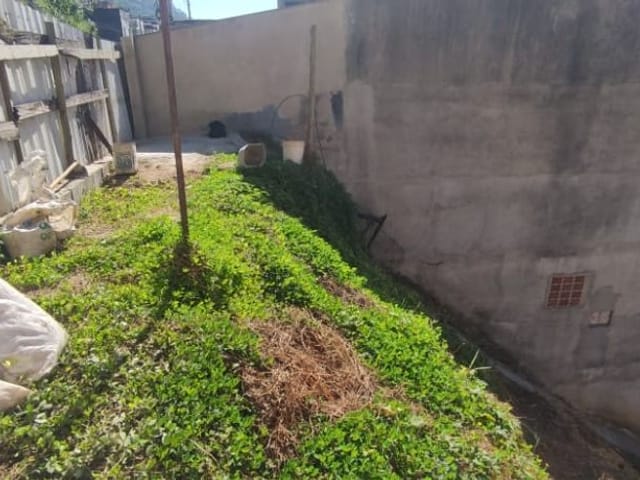 Terreno com 240m², à venda, no bairro São Mateus em Juiz de Fora