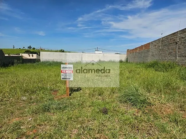 Terreno com 250m², à venda, no bairro Jardim Maria Estela em Jacarezinho