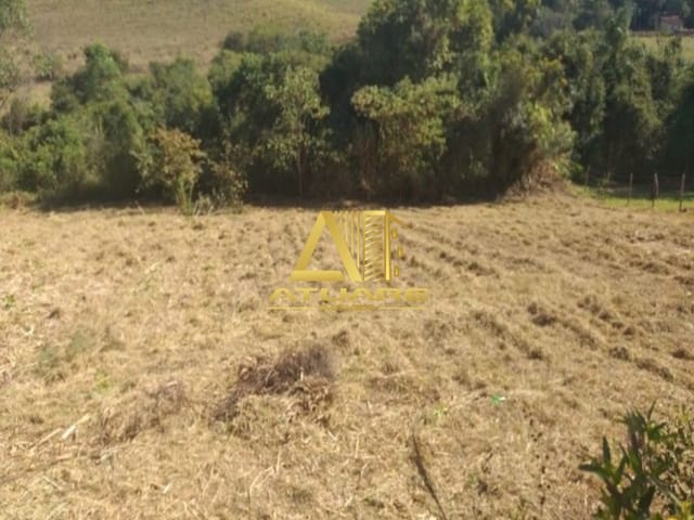 Terreno com 1900m², à venda, no bairro CERVO em Pouso Alegre