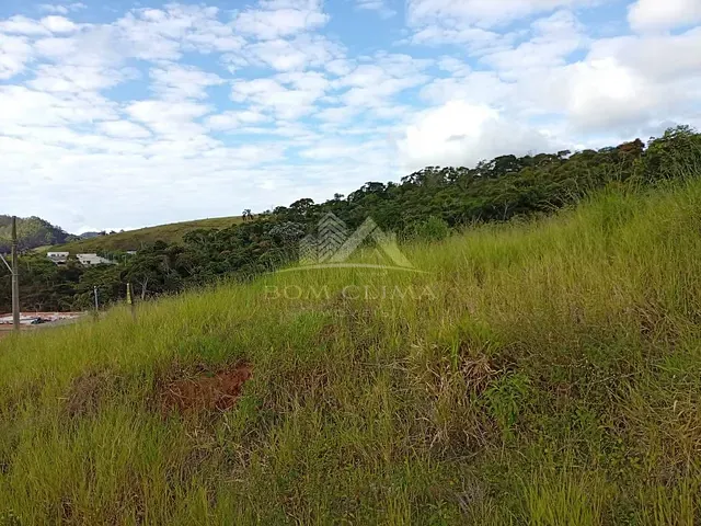 Terreno com 326m², à venda, no bairro Filgueiras em Juiz de Fora