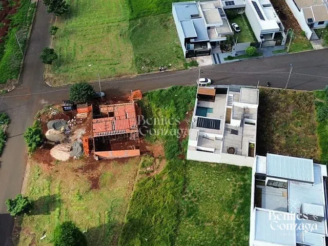 Terreno com 308m², à venda, no bairro Bom Jardim em Maringá