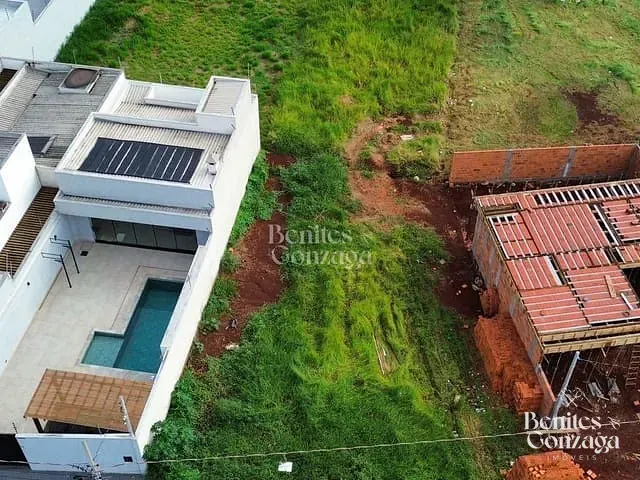 Terreno com 308m², à venda, no bairro Bom Jardim em Maringá