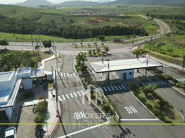 Terreno com 420m², à venda, no bairro Nova Guarapari em Guarapari