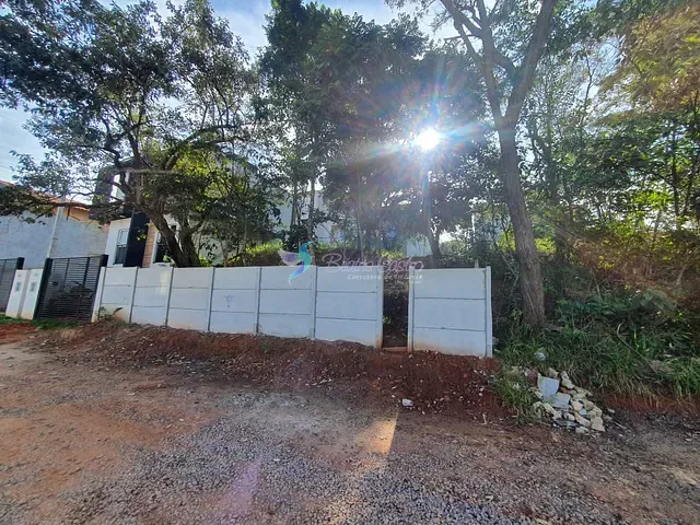 Terreno com 208m², à venda, no bairro Jardim Santo Antônio em Atibaia