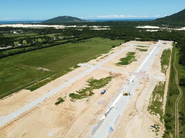 Terreno com 386m², à venda, no bairro São João do Rio Vermelho em Florianópolis
