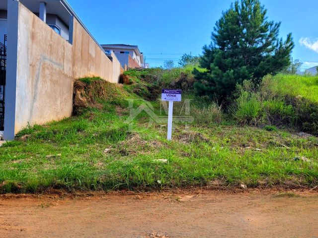 Terreno com 360m², à venda, no bairro Belvedere em Jaguariaíva