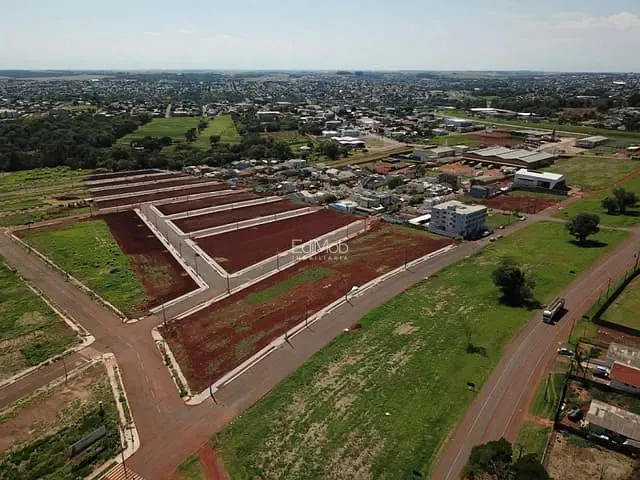 Terreno com 300m², à venda, no bairro Brazmadeira em Cascavel