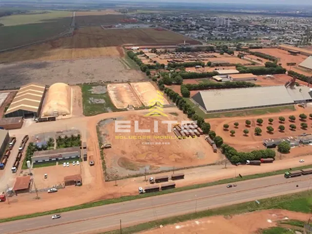 Terreno com 25000m², à venda, no bairro Industrial Leonel Bedin em Sorriso
