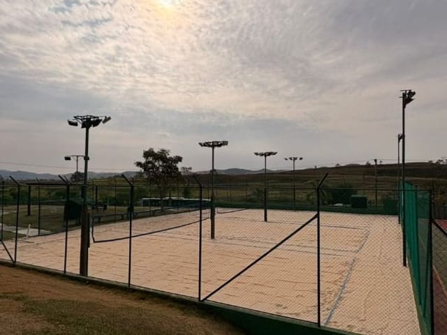 Terreno com 450m², à venda, no bairro Condomínio Residencial Jaguary em São José dos Campos