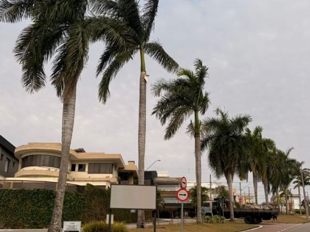 Terreno com 450m², à venda, no bairro Condomínio Residencial Jaguary em São José dos Campos