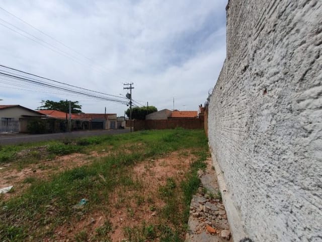 Terreno com 266m², à venda, no bairro Jardim Sao Genaro em Birigui
