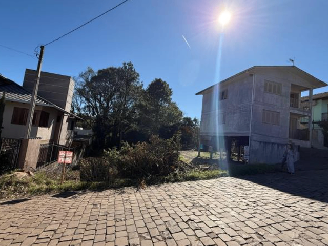 Terreno com 540m², à venda, no bairro Santa Cruz em Nova Prata